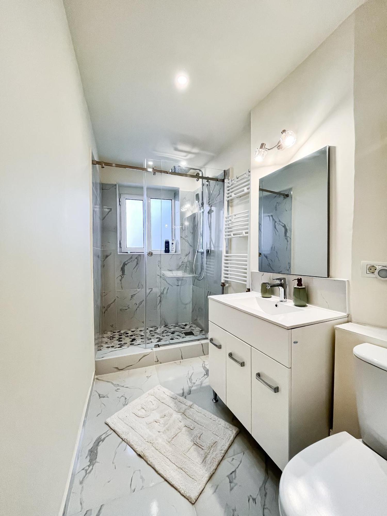La Teatru - 2Bd Apartment Near Theatre And Old Town 布拉索夫 外观 照片
