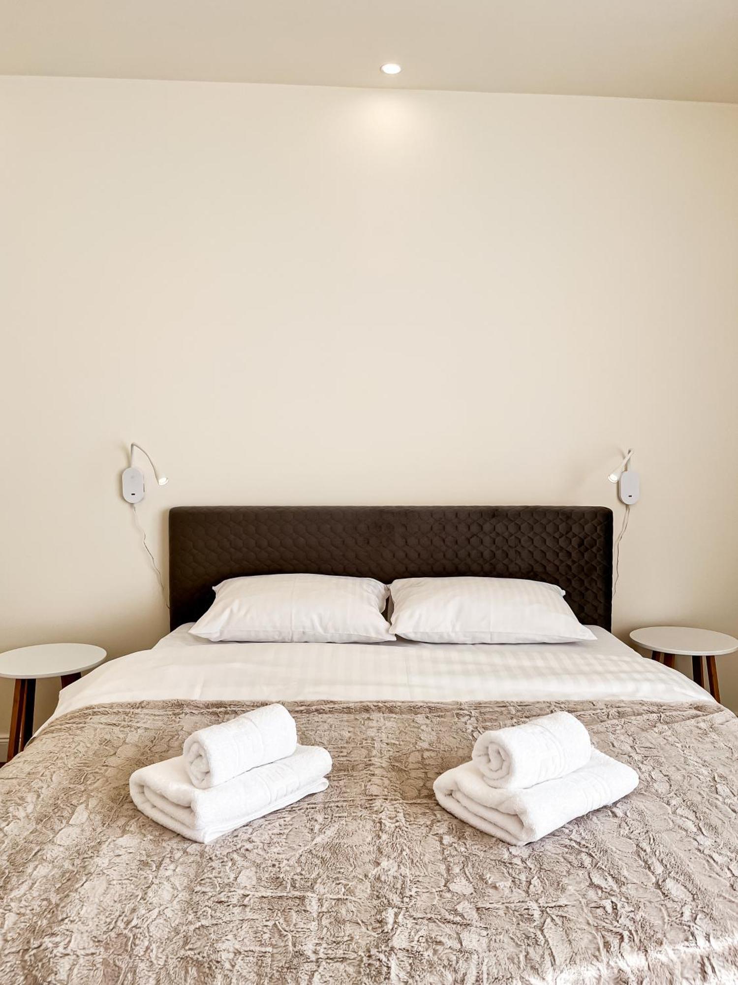 La Teatru - 2Bd Apartment Near Theatre And Old Town 布拉索夫 外观 照片